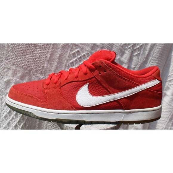challenge red dunks